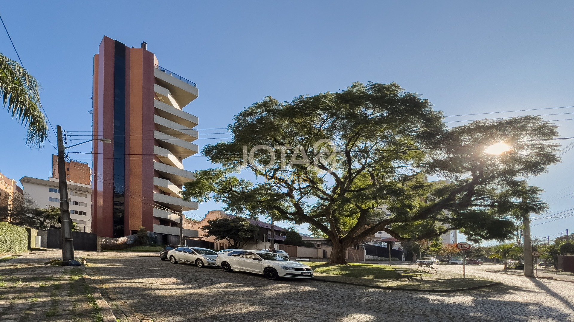 Foto de destaque Excelente apartamento no coração do batel