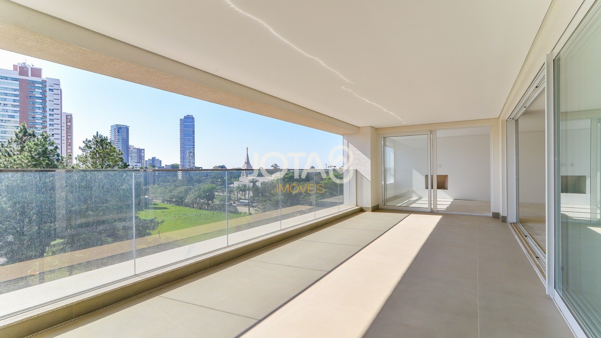 Foto de destaque Apartamento novo com 4 suítes e  4 vagas no ecoville